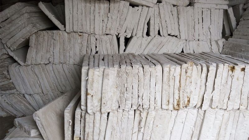 以下是一些在上海地区具有良好口碑的厂房防水施工公司：