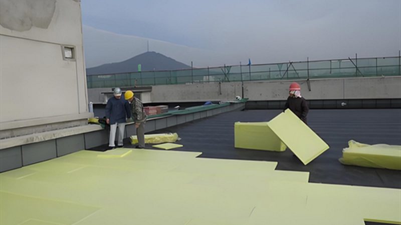 聚氨酯防水涂料施工参数解析：关键指标与施工要点**